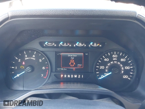 2015 Ford F-150 XL with VIN 1FTEX1CP3FKD43267, listed as a IAAI auction lot 41335186 with 137,766 mi miles. Bid and sale history available at carsss.com. Image 7.