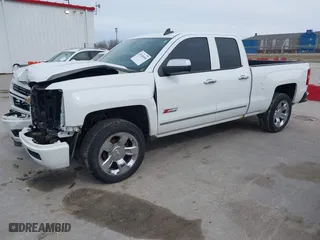 2015 Chevrolet Silverado 1500 LT with VIN 1GCVKREC7FZ421032, listed as a IAAI auction lot 41520494 with 184,880 mi miles. Bid and sale history available at carsss.com. Image 18.