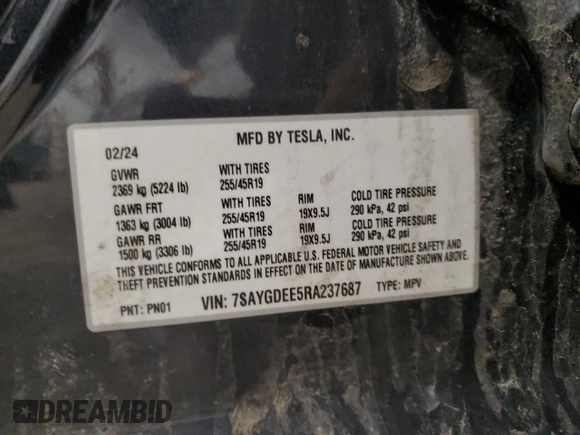 2024 Tesla Model Y Long Range with VIN 7SAYGDEE5RA237687, listed as a Copart auction lot 48366825 with 24,650 mi miles and Salvage Title. Bid and sale history available at DreamBid. Image 13.
