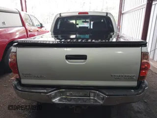 2006 Toyota Tacoma PreRunner with VIN 3TMJU62NX6M008567, listed as a IAAI auction lot 42065242 with 233,552 mi miles and . Bid and sale history available at DreamBid. Image 16.