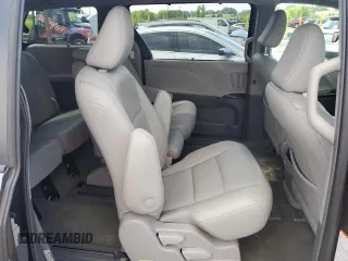 2018 Toyota Sienna XLE Auto Access Seat with VIN 5TDYZ3DC9JS913742, listed as a Copart auction lot 63987465 with 94,675 mi miles and Clean title. Bid and sale history available at DreamBid. Image 11.