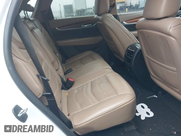 2017 Cadillac XT5 Platinum AWD with VIN 1GYKNFRS1HZ172301, listed as a IAAI auction lot 41847790 with 132,314 mi miles. Bid and sale history available at carsss.com. Image 8.