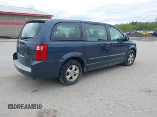 2008 Dodge Grand Caravan SE z VIN 1D8HN44H98B104984, wystawiony jako IAAI lot #42305306 z przebiegiem 237 790 mil mil oraz . Historia ofert i sprzedaży dostępna na DreamBid. Obrazek 4.