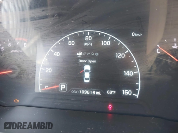 2014 Kia Cadenza Premium with VIN KNALN4D78E5148756, listed as a IAAI auction lot 41518113 with 109,613 mi miles. Bid and sale history available at carsss.com. Image 7.