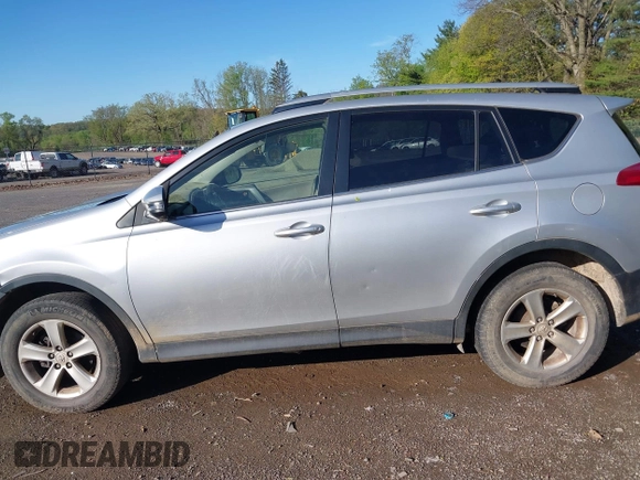2013 Toyota RAV4 XLE with VIN JTMRFREV9DD013682, listed as a IAAI auction lot 42142414 with 202,680 mi miles. Bid and sale history available at carsss.com. Image 14.