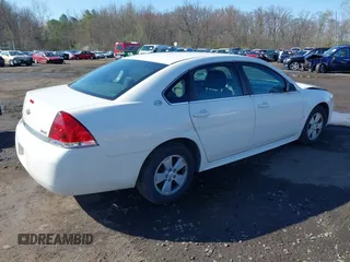 2009 Chevrolet Impala LT with VIN 2G1WT57K491273474, listed as a IAAI auction lot 41976951 with 119,587 mi miles and . Bid and sale history available at DreamBid. Image 4.