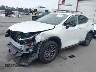 2025 Lexus NX 250 z VIN JTJADCAZ0S2016372, wystawiony jako IAAI lot #42254626 z przebiegiem 7 339 mil mil oraz . Historia ofert i sprzedaży dostępna na DreamBid. Obrazek 18.