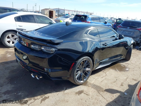 2022 Chevrolet Camaro ZL1 with VIN 1G1FK1R60N0118888, listed as a IAAI auction lot 41475426 with 6,944 mi miles. Bid and sale history available at carsss.com. Image 4.