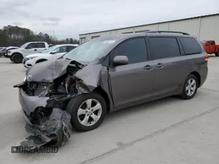 2014 Toyota Sienna LE AAS with VIN 5TDKK3DCXES491447, listed as a Copart auction lot 44623215 with 100,624 mi miles and Salvage Title. Bid and sale history available at carsss.com. Image 1.