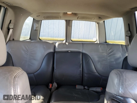 1999 GMC Denali z VIN 1GKEK13R4XR918005, wystawiony jako Copart lot #74964184 z przebiegiem 206 584 mil mil oraz Nie do naprawy. Historia ofert i sprzedaży dostępna na DreamBid. Obrazek 10.
