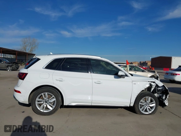 2022 Audi Q5 S line Premium with VIN WA1GAAFY2N2051987, listed as a IAAI auction lot 41379159 with 34,592 mi miles and . Bid and sale history available at DreamBid. Image 14.