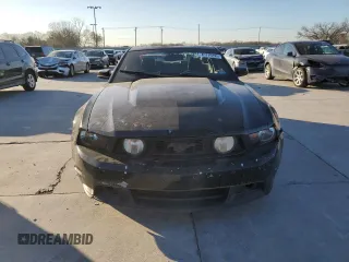 2010 Ford Mustang GT с VIN 1ZVBP8CH9A5154485, выставлен на аукционе Copart как лот 49710385 с пробегом 100 828 миль миль и Чистый • Clean title. История ставок и продаж доступна на DreamBid. Изображение 5.