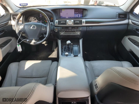 2013 Lexus LS 460 L with VIN JTHGL5EF3D5048664, listed as a Copart auction lot 72191634 with 143,103 mi miles and Salvage Title. Bid and sale history available at carsss.com. Image 8.
