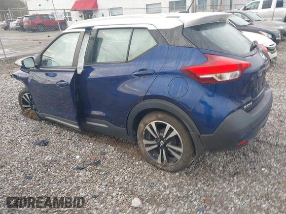 2019 Nissan Kicks S with VIN 3N1CP5CU0KL521328, listed as a IAAI auction lot 40793760 with 1 mi miles. Bid and sale history available at carsss.com. Image 3.