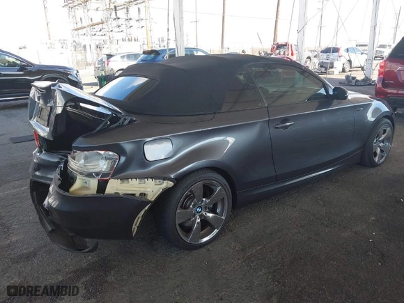 2008 BMW 1 Series 135i with VIN WBAUN93518VF54953, listed as a IAAI auction lot 41350136 with 1 mi miles. Bid and sale history available at carsss.com. Image 4.