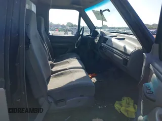 1995 Ford F-250 с VIN 2FTHF25H9SCA43128, выставлен на аукционе IAAI как лот 42374970 с пробегом Не указан миль и . История ставок и продаж доступна на DreamBid. Изображение 5.