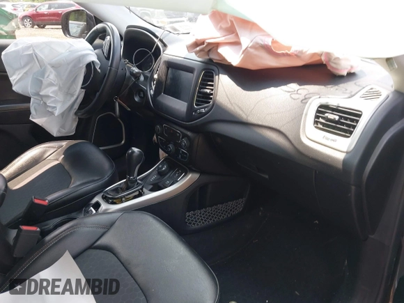 2019 Jeep Compass Altitude with VIN 3C4NJDBB1KT734970, listed as a IAAI auction lot 42483357 with 59,425 mi miles and . Bid and sale history available at DreamBid. Image 5.