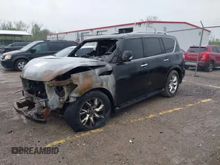 2013 Infiniti QX56 z VIN JN8AZ2NC0D9330588, wystawiony jako IAAI lot #42067177 z przebiegiem 127 000 mil mil oraz . Historia ofert i sprzedaży dostępna na DreamBid. Obrazek 2.
