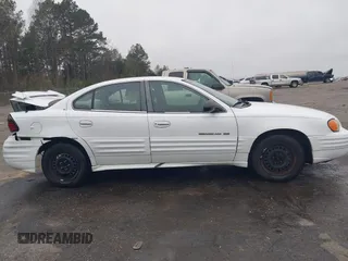 2002 Pontiac Grand Am SE1 with VIN 1G2NF52F82C203744, listed as a IAAI auction lot 41770625 with 177,630 mi miles. Bid and sale history available at carsss.com. Image 14.
