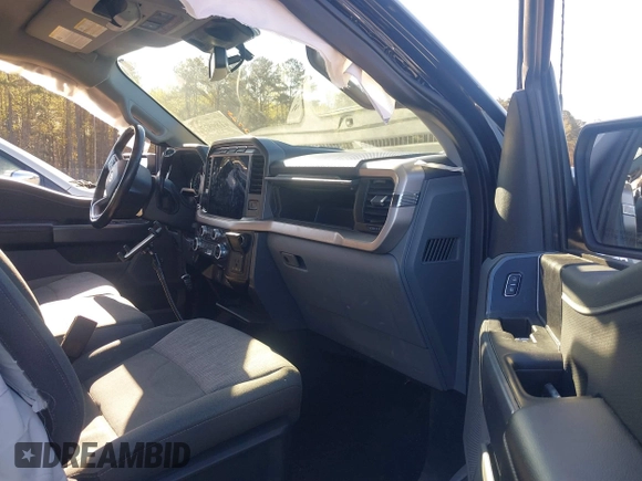 2021 Ford F-150 XL with VIN 1FTEW1EP9MFC67009, listed as a IAAI auction lot 41895221 with 55,417 mi miles. Bid and sale history available at carsss.com. Image 5.
