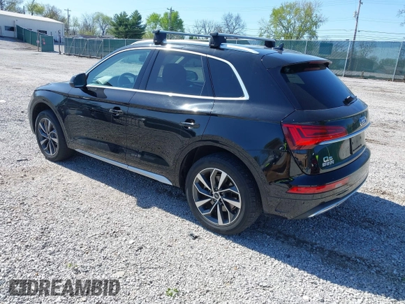 2021 Audi Q5 Premium Plus with VIN WA1BAAFY3M2023012, listed as a IAAI auction lot 41983076 with 71,249 mi miles. Bid and sale history available at carsss.com. Image 3.