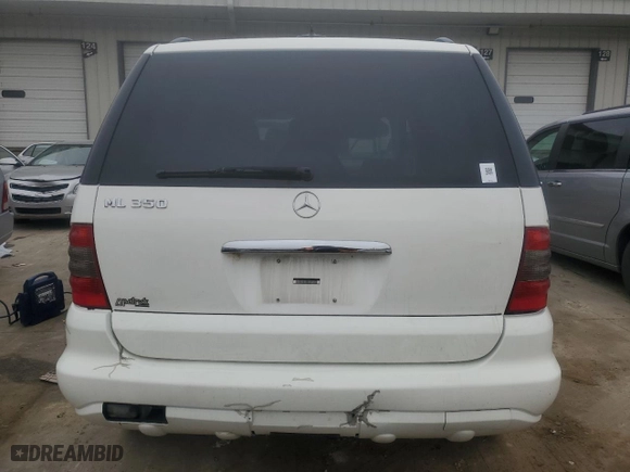 2005 Mercedes-Benz M-Class 3.7L with VIN 4JGAB57E35A557978, listed as a Copart auction lot 44210615 with 176,598 mi miles and Salvage Title. Bid and sale history available at carsss.com. Image 6.