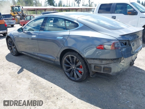 2013 Tesla Model S Performance with VIN 5YJSA1DP8DFP28644, listed as a IAAI auction lot 42641375 with 140,941 mi miles and . Bid and sale history available at DreamBid. Image 3.