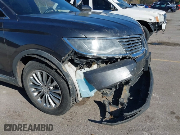 2017 Lincoln MKX Select with VIN 2LMPJ6KR7HBL16225, listed as a IAAI auction lot 40920232 with 105,124 mi miles. Bid and sale history available at carsss.com. Image 6.