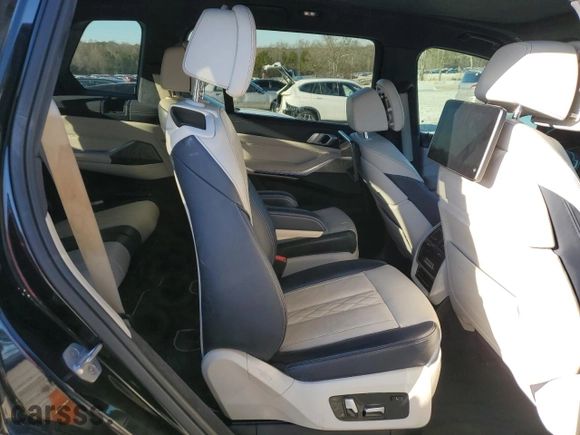 2019 BMW X7 xDrive50i with VIN 5UXCX4C51KLB39547, listed as a Copart auction lot 87908475 with 77,104 mi miles and Salvage Title. Bid and sale history available at carsss.com. Image 11.