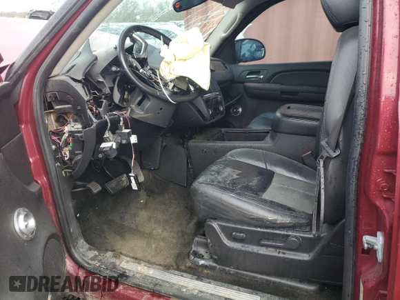 2007 GMC Yukon SLT with VIN 1GKFK13097R236775, listed as a Copart auction lot 46860725 with Not Provided miles and Salvage Title. Bid and sale history available at carsss.com. Image 7.
