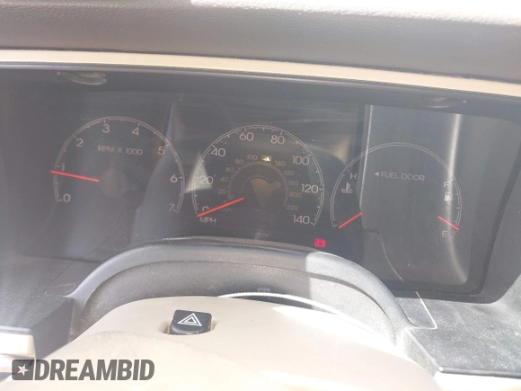 2006 Lincoln Navigator Luxury with VIN 5LMFU28556LJ15137, listed as a IAAI auction lot 41574182 with 1 mi miles. Bid and sale history available at carsss.com. Image 7.