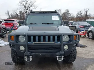 2006 Hummer H3 with VIN 5GTDN136768328477, listed as a IAAI auction lot 41503307 with 186,944 mi miles. Bid and sale history available at carsss.com. Image 12.