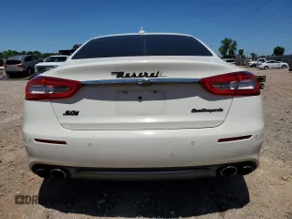 2017 Maserati Quattroporte S Q4 z VIN ZAM56RRA3H1211666, wystawiony jako Copart lot #56855555 z przebiegiem 83 392 mil mil oraz Szkoda całkowita • Salvage title. Historia ofert i sprzedaży dostępna na DreamBid. Obrazek 6.