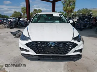2023 Hyundai Sonata SEL z VIN KMHL64JA0PA280223, wystawiony jako IAAI lot #41996995 z przebiegiem 10 620 mil mil oraz . Historia ofert i sprzedaży dostępna na DreamBid. Obrazek 13.