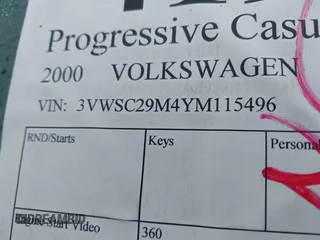 2000 Volkswagen Jetta z VIN 3VWSC29M4YM115496, wystawiony jako IAAI lot #41912780 z przebiegiem 200 439 mil mil oraz . Historia ofert i sprzedaży dostępna na DreamBid. Obrazek 9.