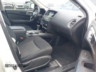 2019 Nissan Pathfinder SV with VIN 5N1DR2MN4KC597241, listed as a IAAI auction lot 41940164 with 137,016 mi miles and . Bid and sale history available at DreamBid. Image 5.