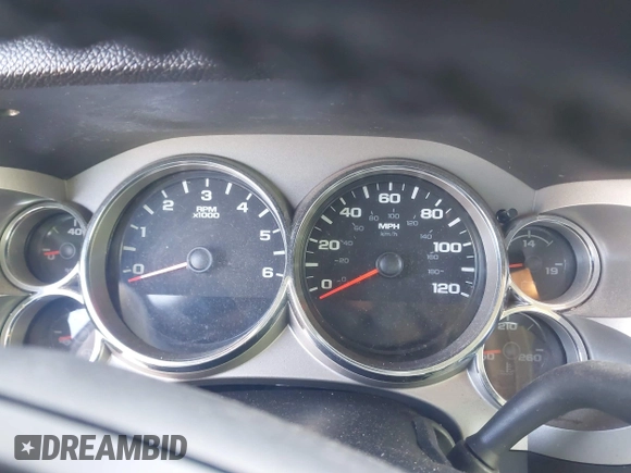 2013 Chevrolet Silverado 1500 LT with VIN 3GCPCSE08DG272209, listed as a IAAI auction lot 41739898 with 152,288 mi miles and . Bid and sale history available at DreamBid. Image 7.