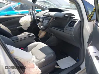 2013 Toyota Prius Two with VIN JTDZN3EU4D3267040, listed as a IAAI auction lot 41922762 with 103,841 mi miles and . Bid and sale history available at carsss.com. Image 5.