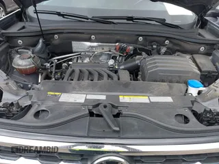 2022 Volkswagen Atlas SEL R-Line z VIN 1V2SE2CA2NC208363, wystawiony jako IAAI lot #41850237 z przebiegiem 38 867 mil mil oraz . Historia ofert i sprzedaży dostępna na DreamBid. Obrazek 10.