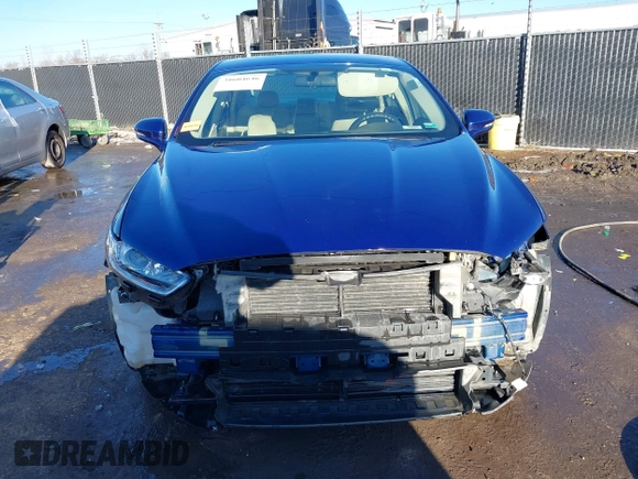 2016 Ford Fusion SE Hybrid with VIN 3FA6P0LU0GR388187, listed as a IAAI auction lot 38604646 with 135,625 mi miles. Bid and sale history available at carsss.com. Image 13.