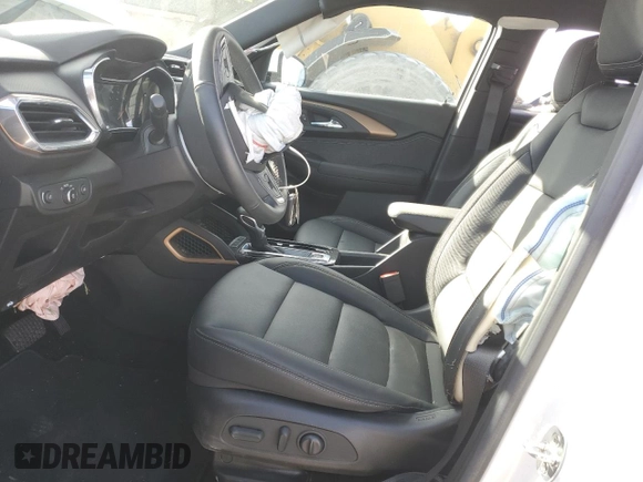 2023 Chevrolet TrailBlazer ACTIV with VIN KL79MSSL1PB042977, listed as a Copart auction lot 86105734 with 13,638 mi miles and Salvage Title. Bid and sale history available at DreamBid. Image 7.