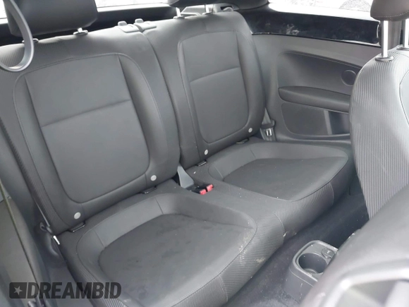 2013 Volkswagen Beetle 2.5L w/Sun/Sound/Nav with VIN 3VWJX7AT1DM686146, listed as a IAAI auction lot 41444277 with 92,964 mi miles and . Bid and sale history available at DreamBid. Image 8.