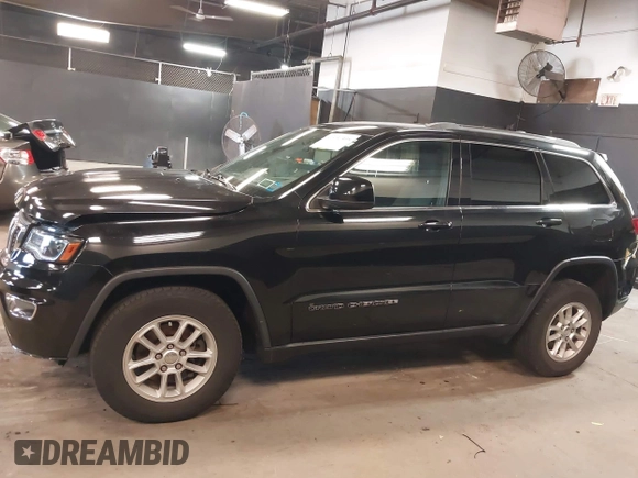 2020 Jeep Grand Cherokee Altitude z VIN 1C4RJFAG5LC375419, wystawiony jako IAAI lot #41936395 z przebiegiem 37 035 mil mil oraz . Historia ofert i sprzedaży dostępna na DreamBid. Obrazek 14.