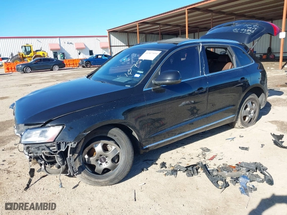 2014 Audi Q5 Premium Plus with VIN WA1LFAFP6EA088635, listed as a IAAI auction lot 41307559 with 157,612 mi miles. Bid and sale history available at carsss.com. Image 18.