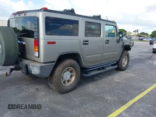 2003 Hummer H2 z VIN 5GRGN23U63H131139, wystawiony jako IAAI lot #42540561 z przebiegiem 182 365 mil mil oraz . Historia ofert i sprzedaży dostępna na DreamBid. Obrazek 4.