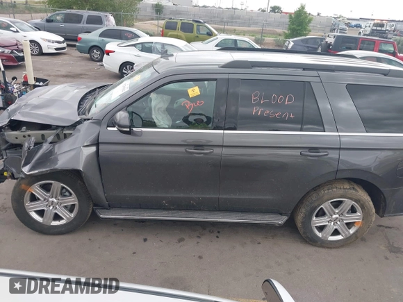 2020 Ford Expedition XLT with VIN 1FMJU1JT8LEA13492, listed as a IAAI auction lot 42250562 with Not provided miles and . Bid and sale history available at DreamBid. Image 13.