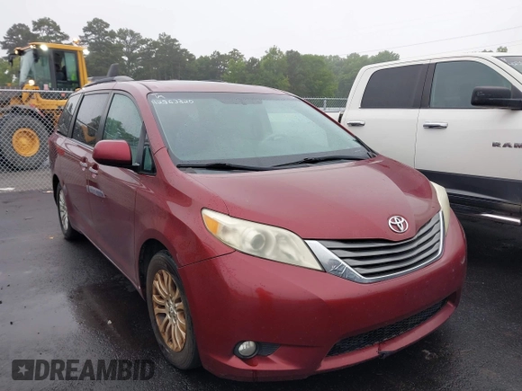 2011 Toyota Sienna XLE AAS с VIN 5TDYK3DCXBS001286, выставлен на аукционе IAAI как лот 42363820 с пробегом 80 138 миль миль и . История ставок и продаж доступна на DreamBid. Изображение 1.