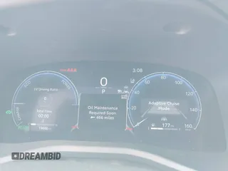2025 Toyota Camry LE z VIN 4T1DAACK2SU016483, wystawiony jako IAAI lot #42123233 z przebiegiem 19 686 mil mil oraz . Historia ofert i sprzedaży dostępna na DreamBid. Obrazek 7.