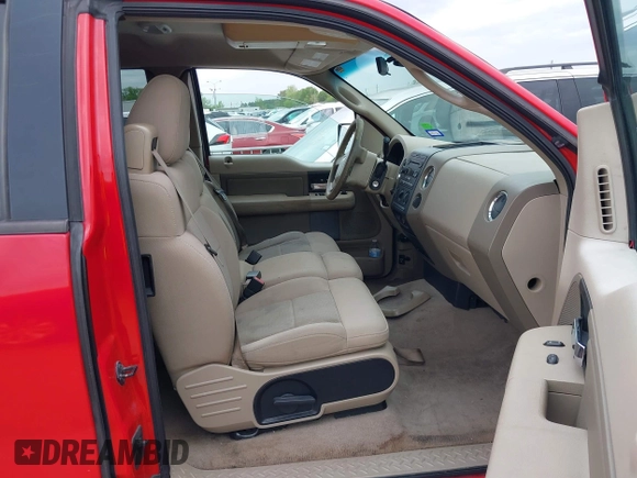 2006 Ford F-150 STX with VIN 1FTRX12W16NB08665, listed as a IAAI auction lot 41910402 with 170,392 mi miles. Bid and sale history available at carsss.com. Image 5.