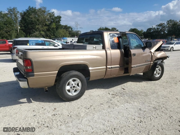 2000 Dodge Ram 1500 with VIN 1B7HC13Y4YJ124957, listed as a Copart auction lot 76333354 with 390,462 mi miles and Salvage Title. Bid and sale history available at carsss.com. Image 3.